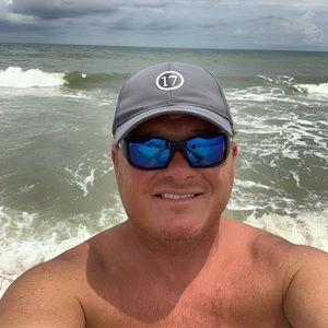 Meet your Posher, Evan